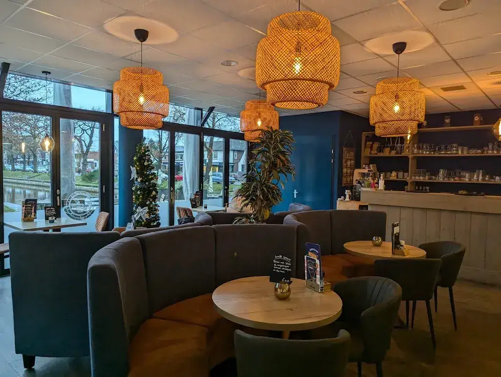 Petit Restaurant "De Kombuys" restaurante en Klazienaveen