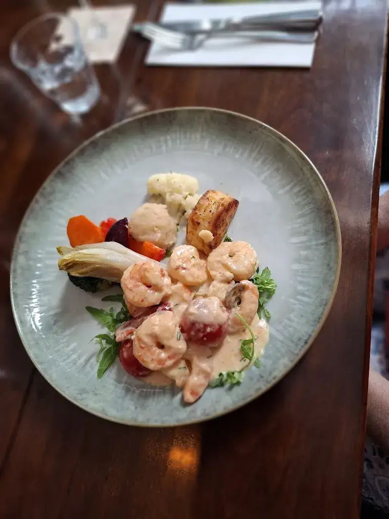 Frans Stokkink_ANNA_Veendam_review