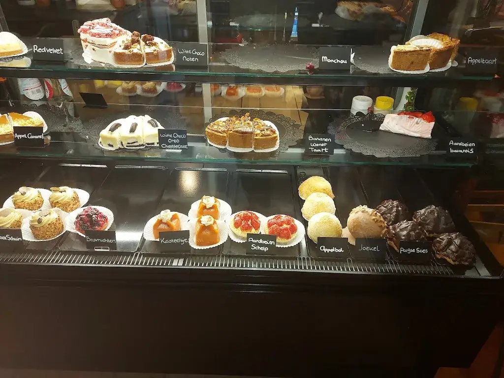 By Kielman restaurant in Veendam