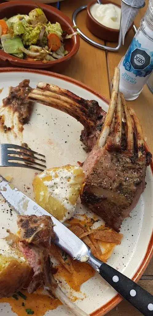 agata k_De Witte Olifant By tiffany’sbv_Klazienaveen_reseña