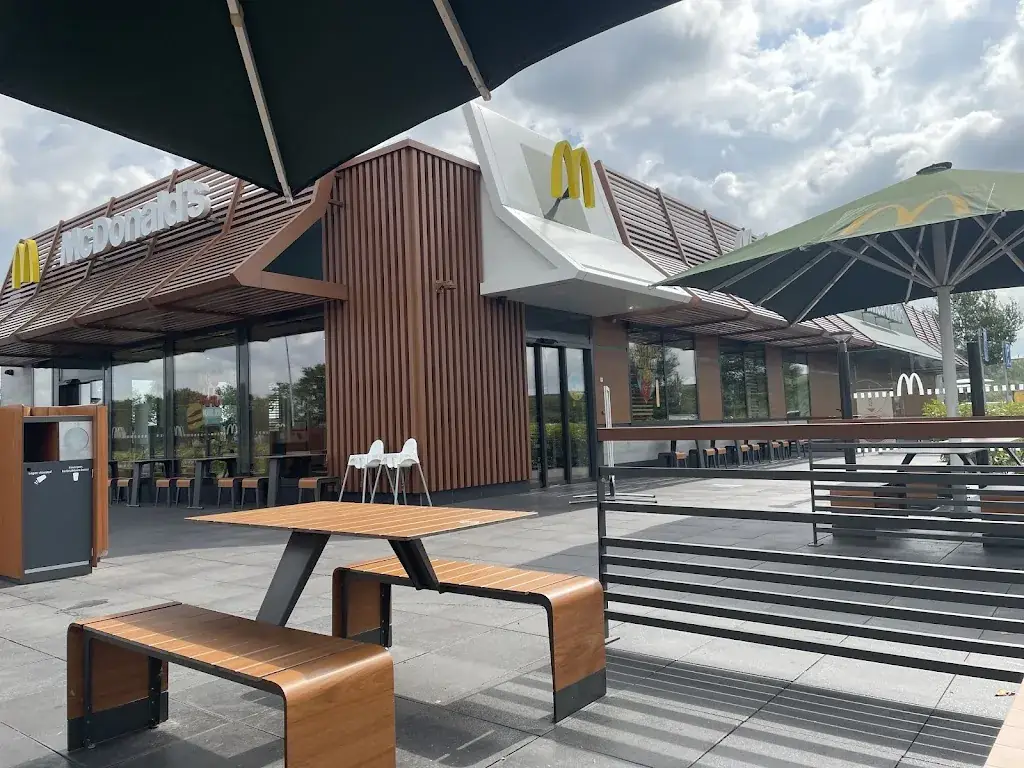McDonald's Veendam_Veendam_slider_image_2