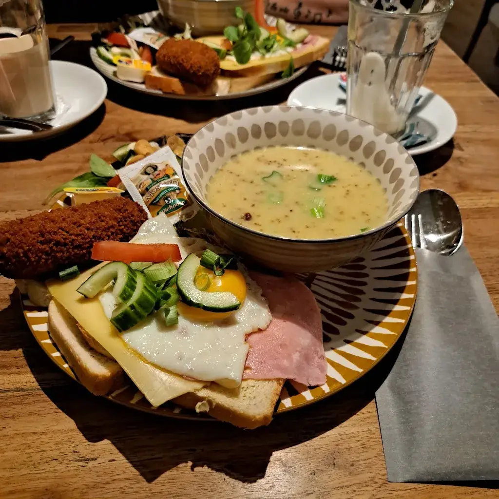 Martin Schepel_De Huyskamer_Klazienaveen_review