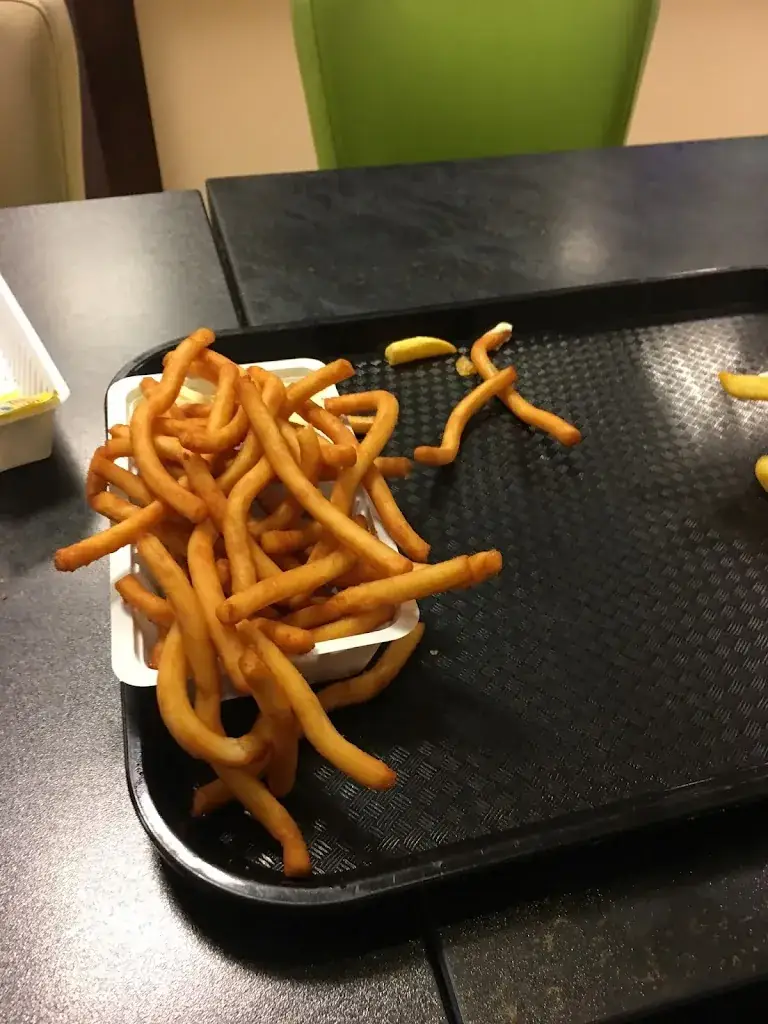 Cafetaria Harry's Lunchroom Veendam_Veendam_slider_image_3