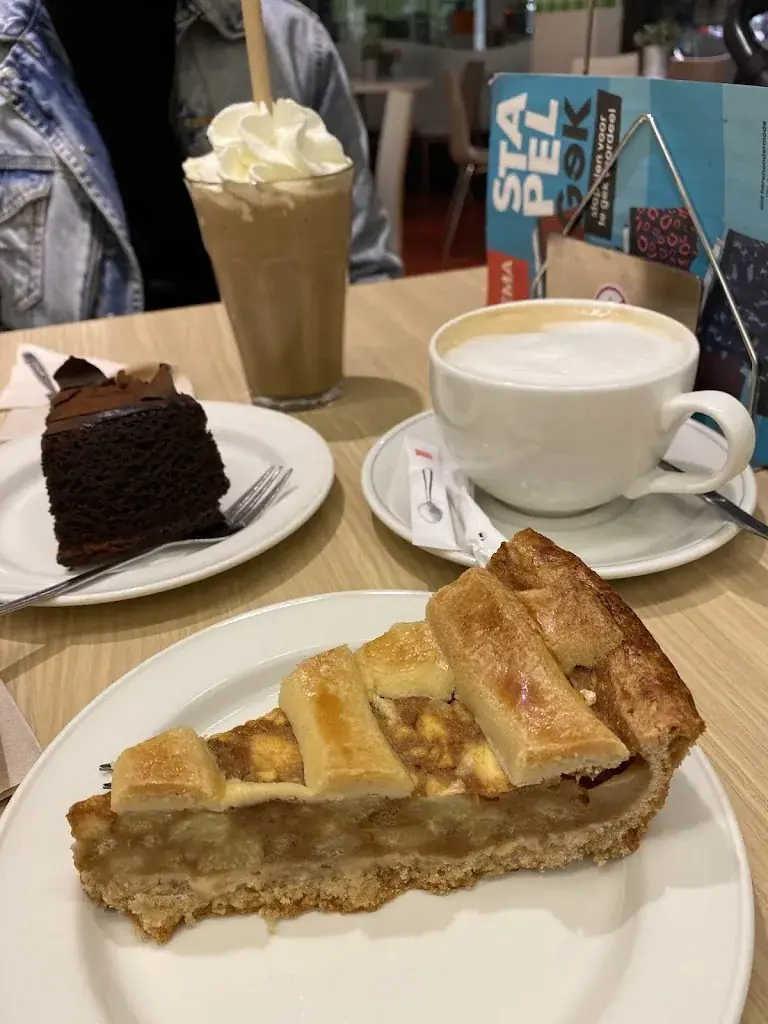 N Moh_HEMA_Veendam_review