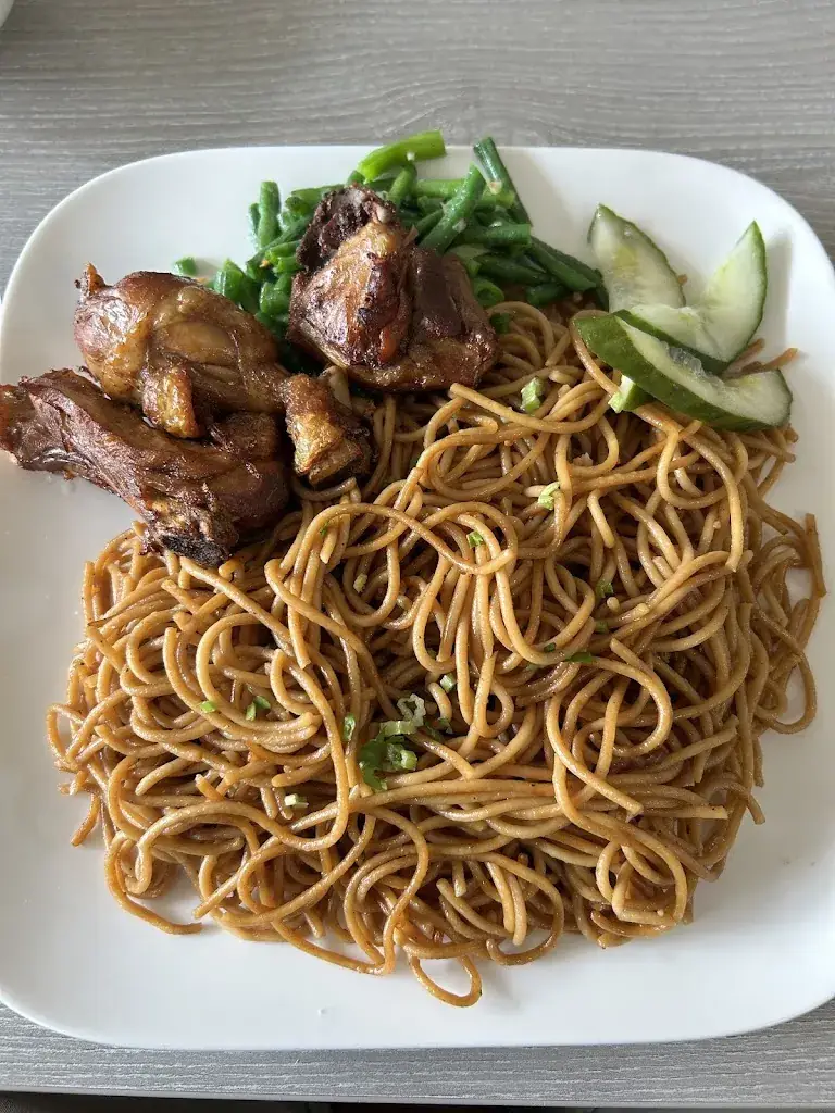 Warung Sarinah restaurant in Hoogezand