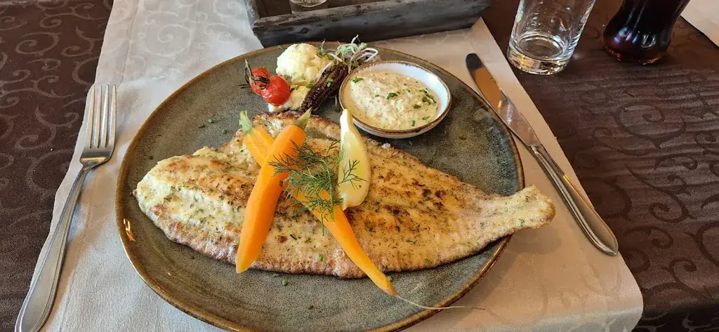 louk bodewes_Restaurant Catering De Gouden Zon V.O.F._Sappemeer_review