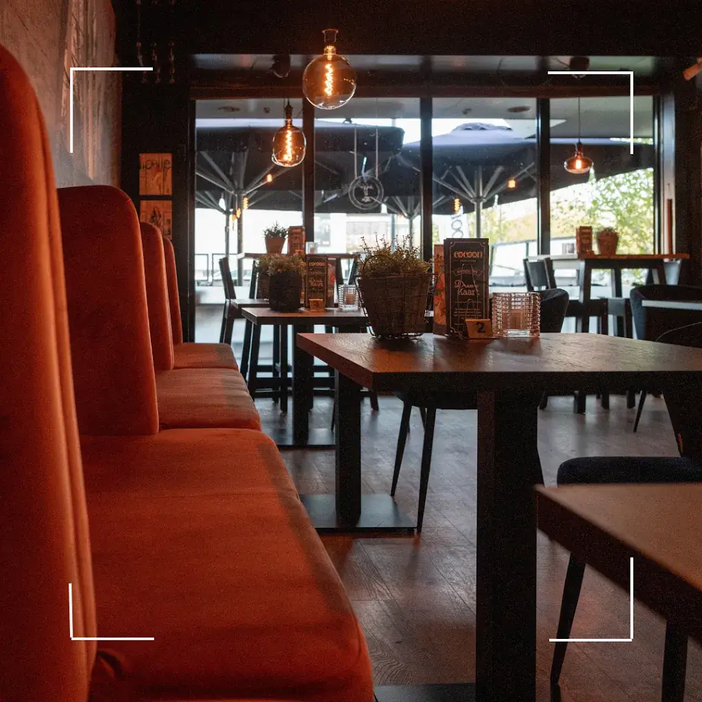 Cocoon Coffee & More restaurant in Hoogezand