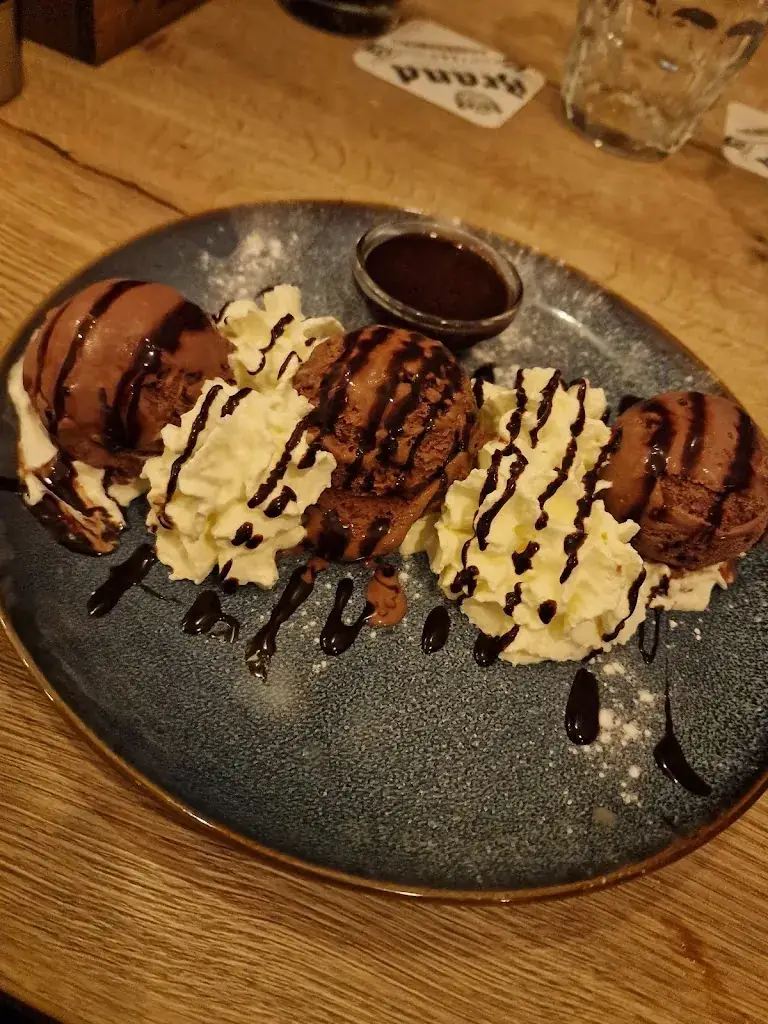 Musab Al Ahdab_Amazing Steakhouse_Westerbroek_review