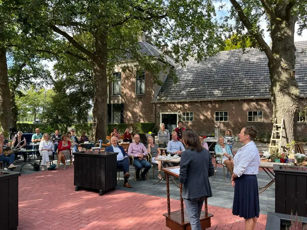 Landrestaurant De Hooiberg restaurante en Koekange