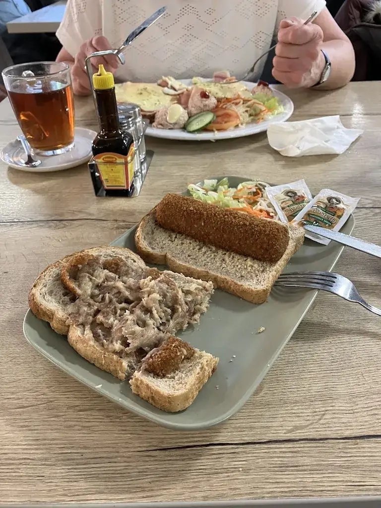 Menu_Lunchroom Eventjes_Hoogezand_imagen_5