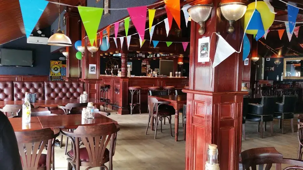 Paviljoen De Rietzoom restaurant in Kropswolde