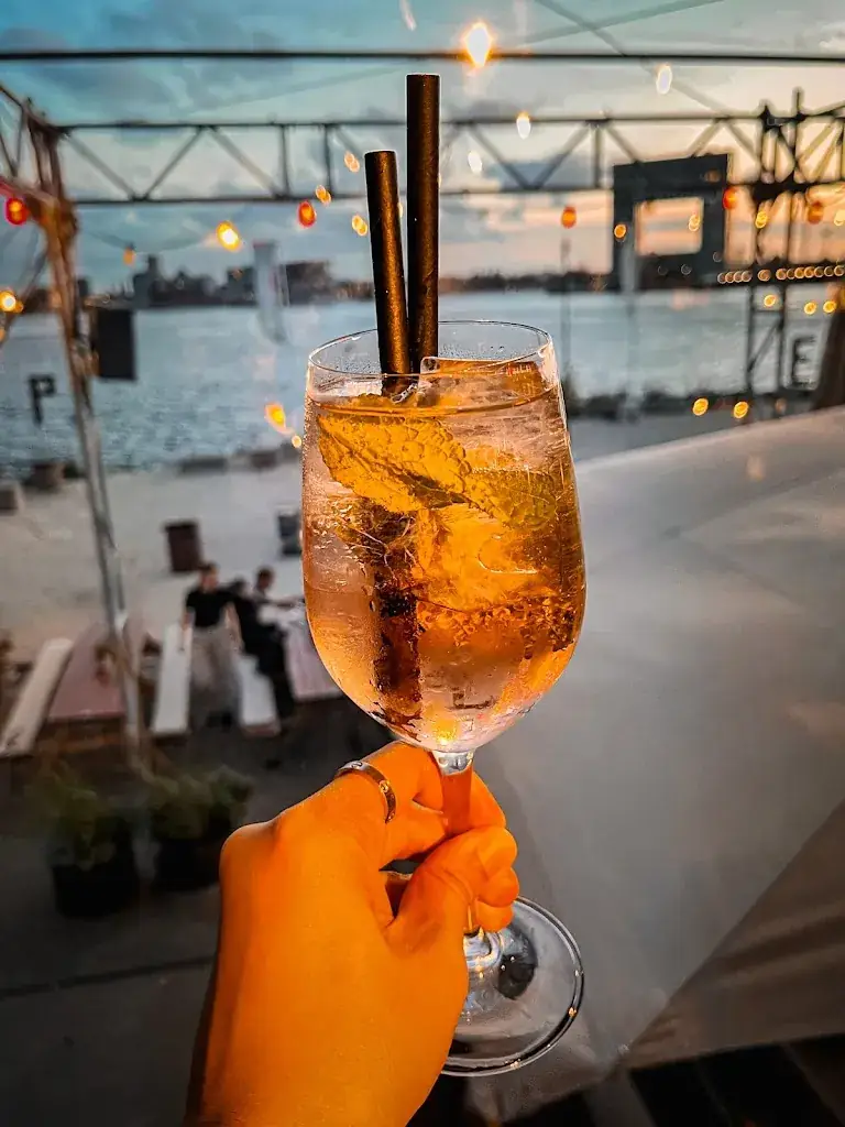 Menu_Pllek_Amsterdam_image_7