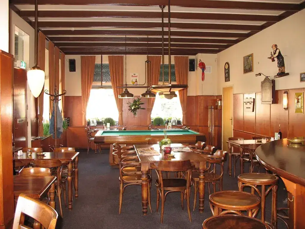 Eetcafé De Brouwmeester restaurante en Koekange