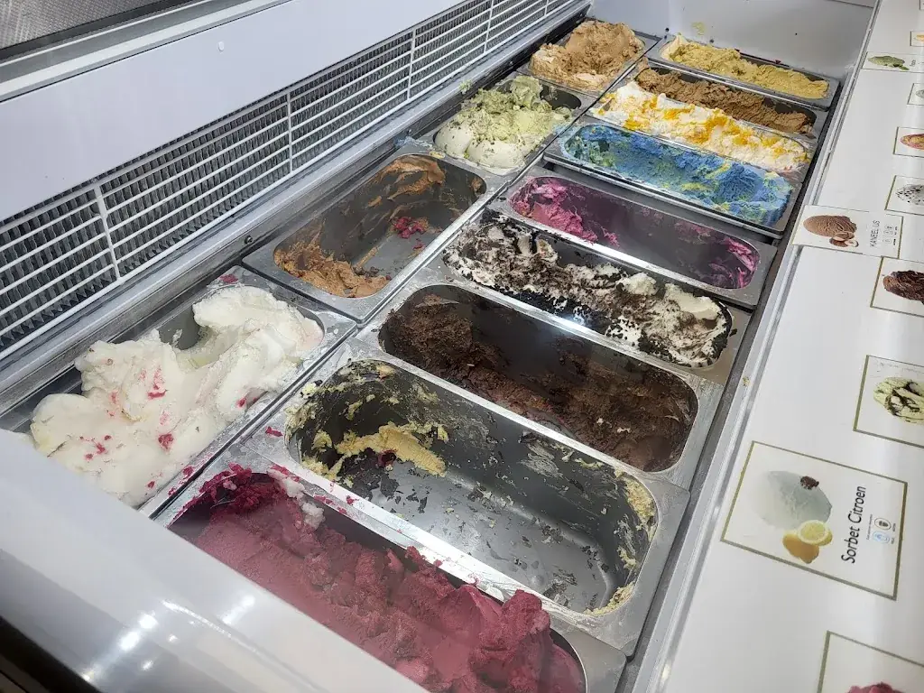 Edo Grol_Bodega Beach_Kropswolde_review