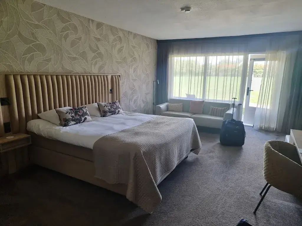 nikki bailey_Van der Valk Hotel Groningen - Zuidbroek A7_Zuidbroek_review