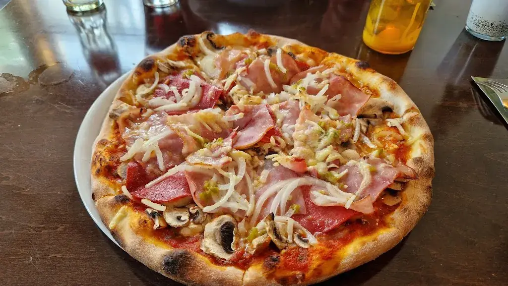 Ristorante Pizzeria La Fontana_Zuidhorn_slider_image_2