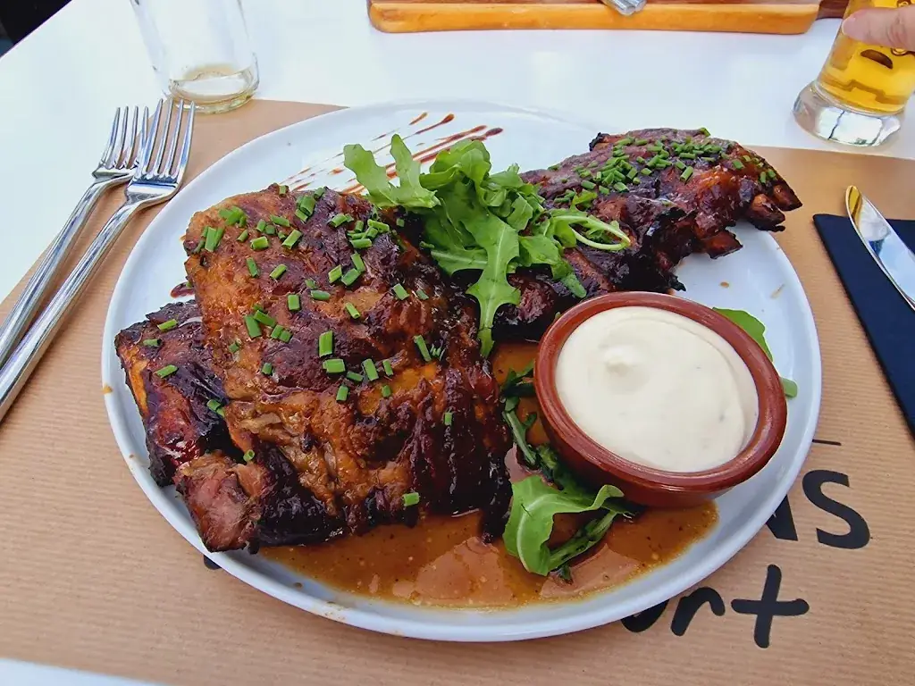 Dadotrio Gc_De Jongens uit de buurt_Winsum_recensione