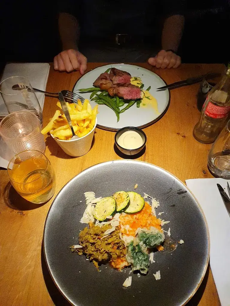 Bistro Refter_Winsum_slider_image_2