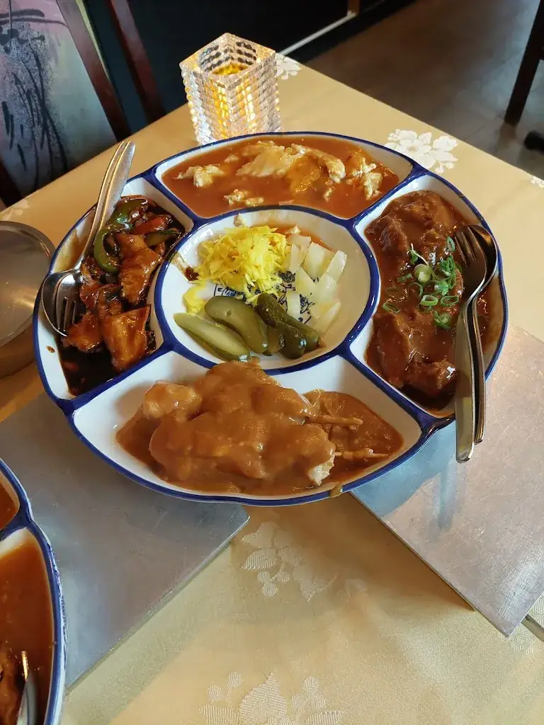 Golden House_Winsum_slider_image_2