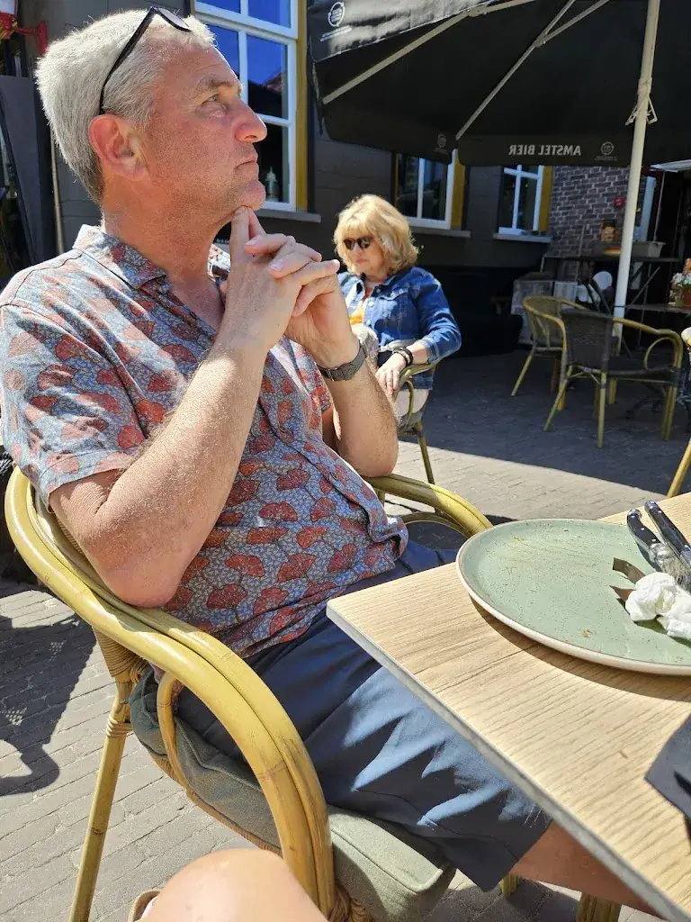 Jeanne Rowe_Cafe J & A_Winsum_review