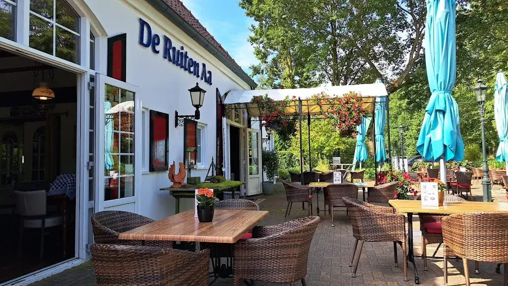 Restaurant De Ruiten Aa restaurant in Sellingen