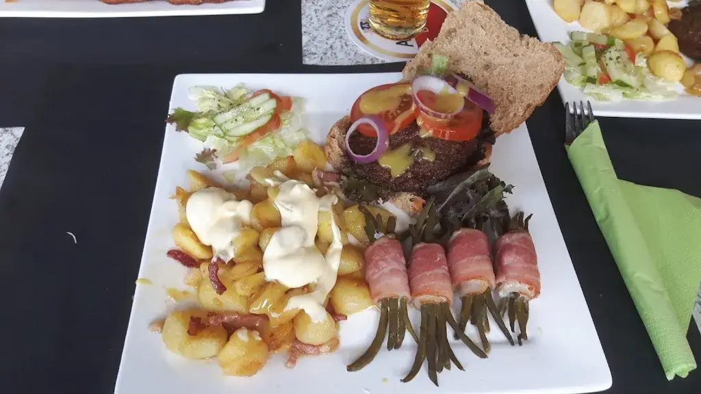 Boer en Burgerbar de Iembarg_Sellingen_slider_image_3