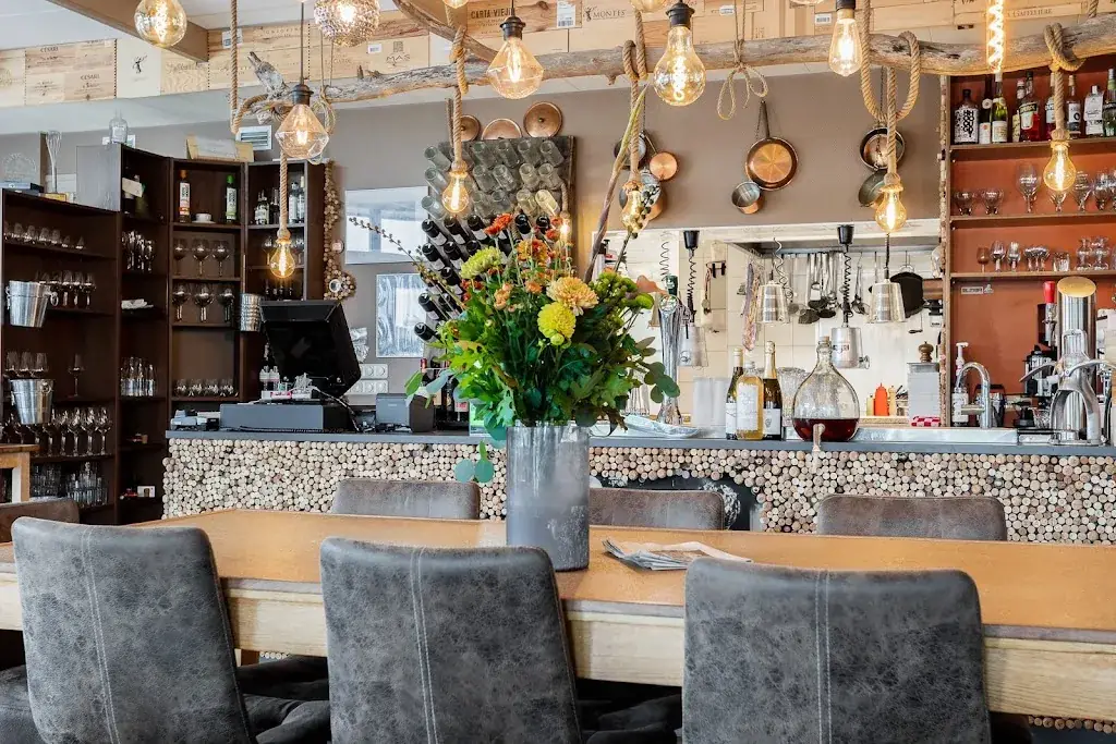 Restaurant "De Oude Sluis" restaurant in Zoutkamp