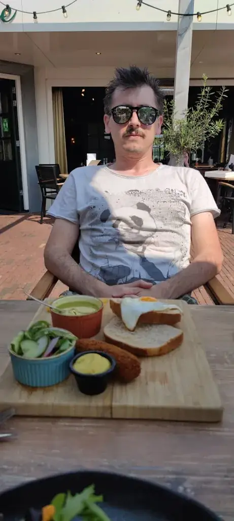 Luca “Balthy84” Morgagni_Grandcafé Restaurant Bij De Molen_Post_review