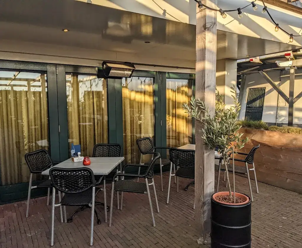 Grandcafé Restaurant Bij De Molen_Post_slider_image_1