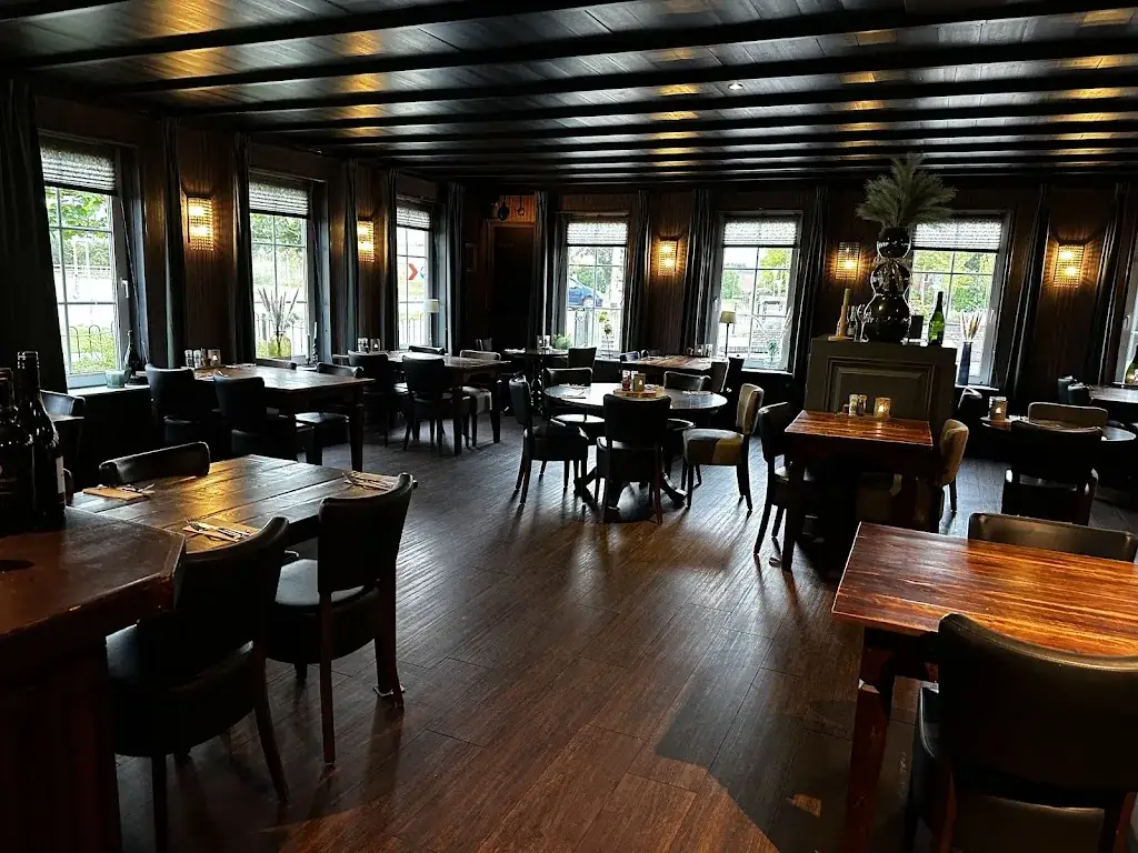 Grandcafé Restaurant Bij De Molen_Post_slider_image_3