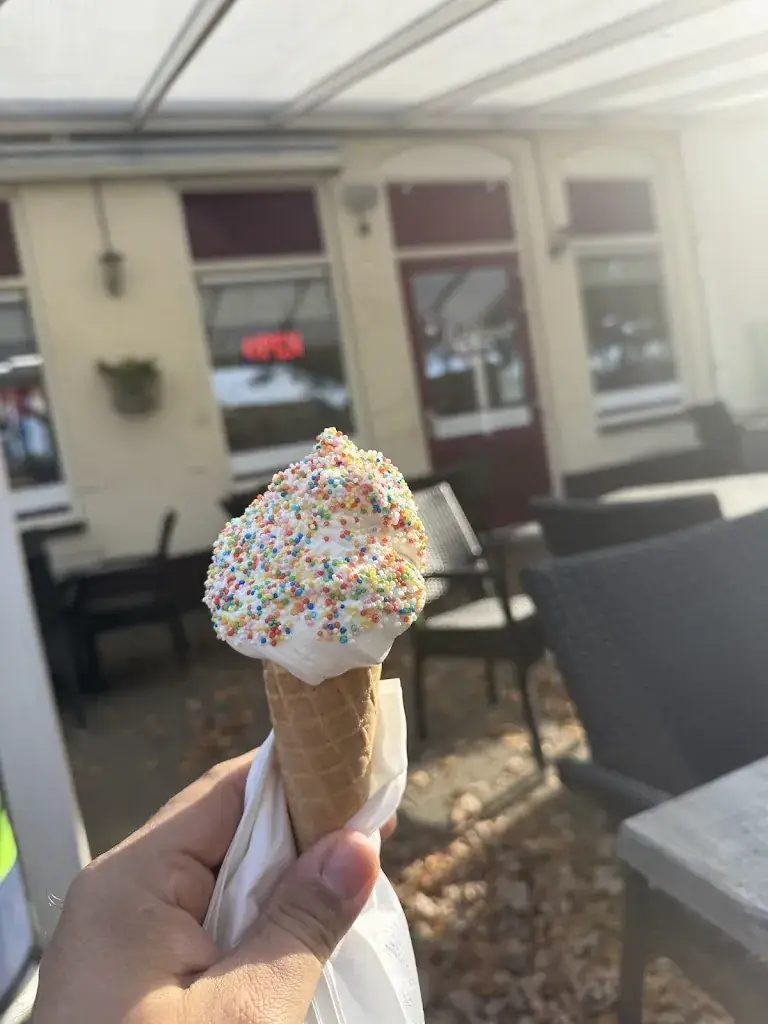 Andy K_Bakhuus Kruuspunt_Nieuw-Dordrecht_review