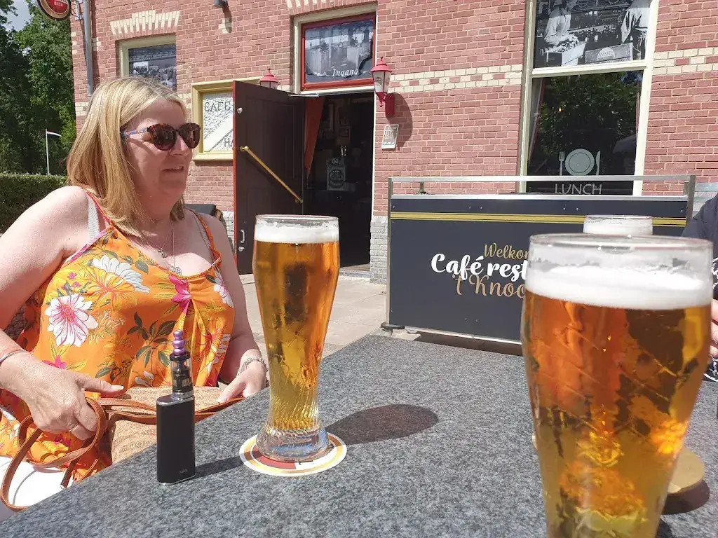 Britta Douglas_Café Restaurant 't Knooppunt_Havelte_review