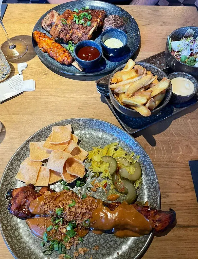 Restaurant De Wagenbergh restaurant in Wagenborgen