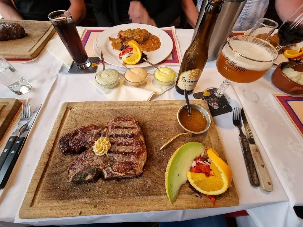 Menu_Steakhouse Léon 🥩_Amstenrade_image_3