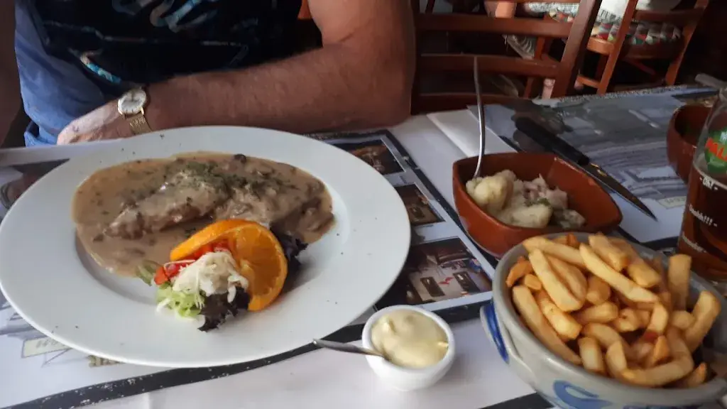 Menu_Steakhouse Léon 🥩_Amstenrade_image_8