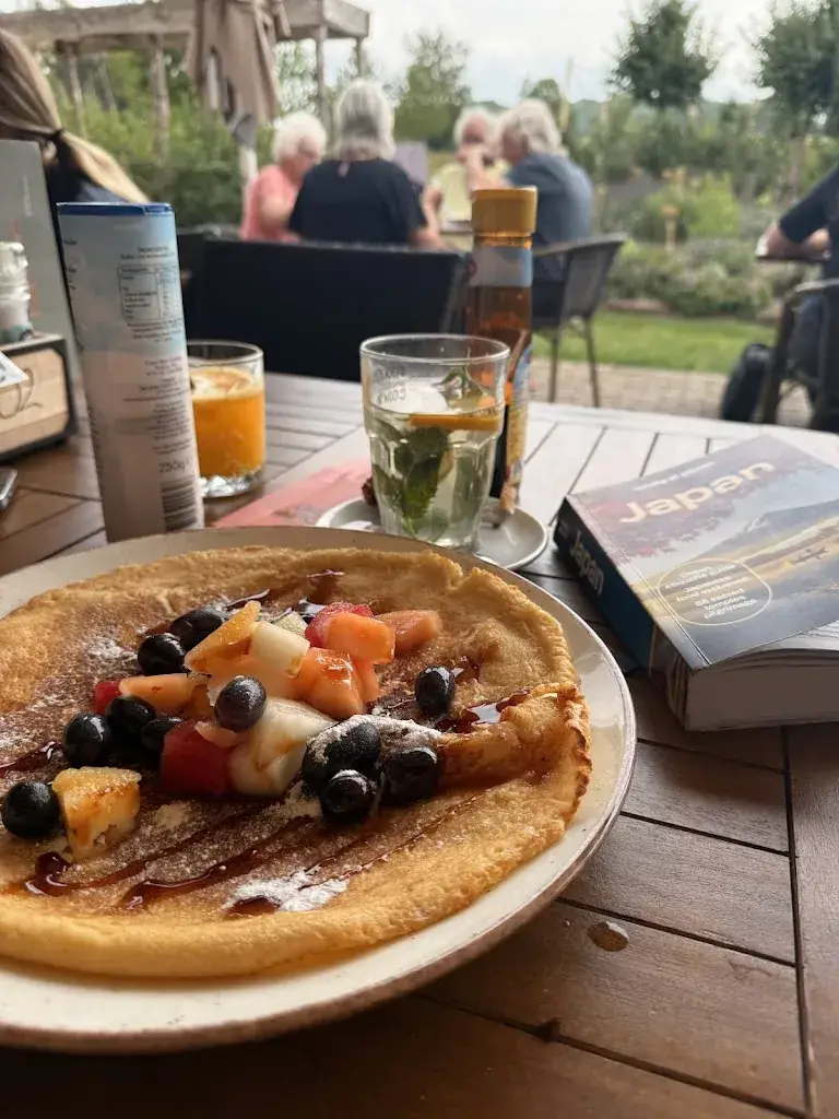 Hiba Majdoub_Tuinrestaurant Oude Pastorie_Beek_recensione