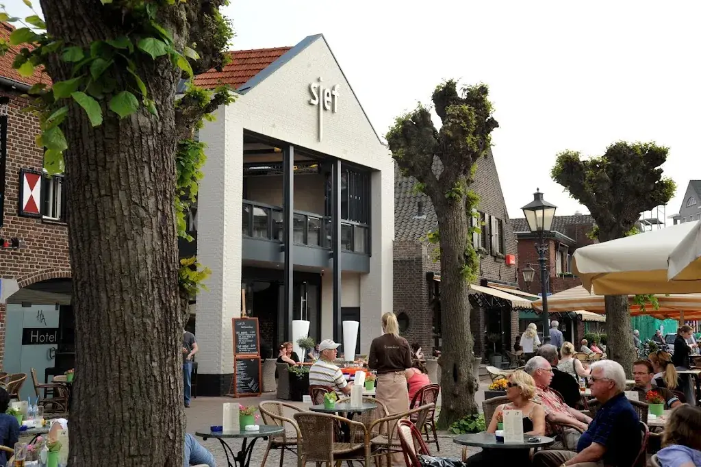 Restaurant Sjef_Arcen_slider_image_3