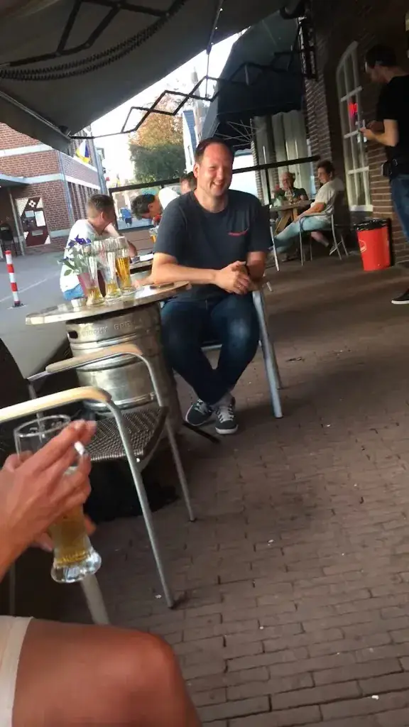 Martin Vaarkamp_Café de Maert_Arcen_review