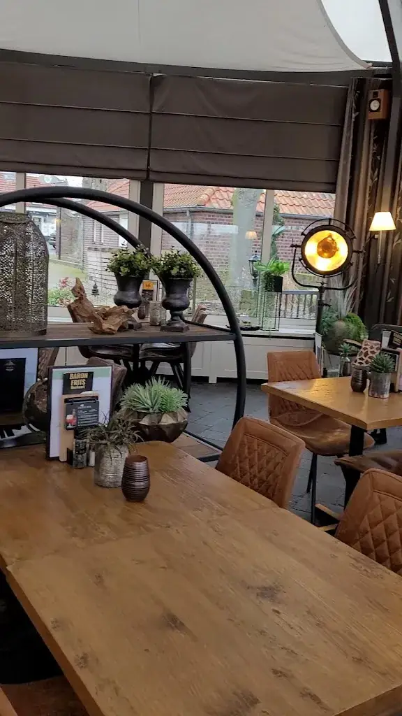 Baron Frits_Kessel_slider_image_2