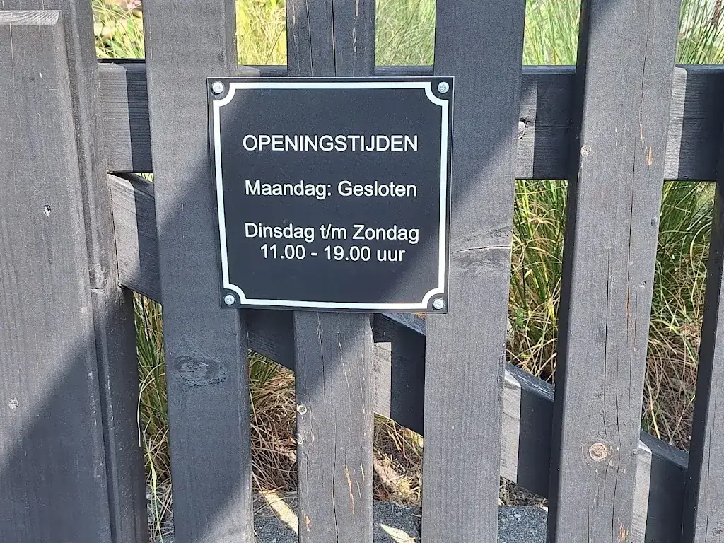 Robert Gray_Theehuis 't Hunebed_Darp_review