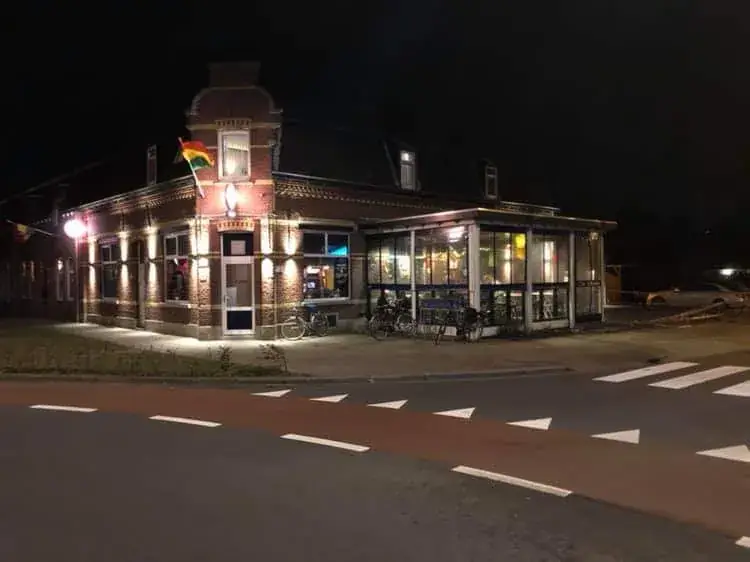 Wiel Sonnemans_Café 't Hukske_Beringe_review