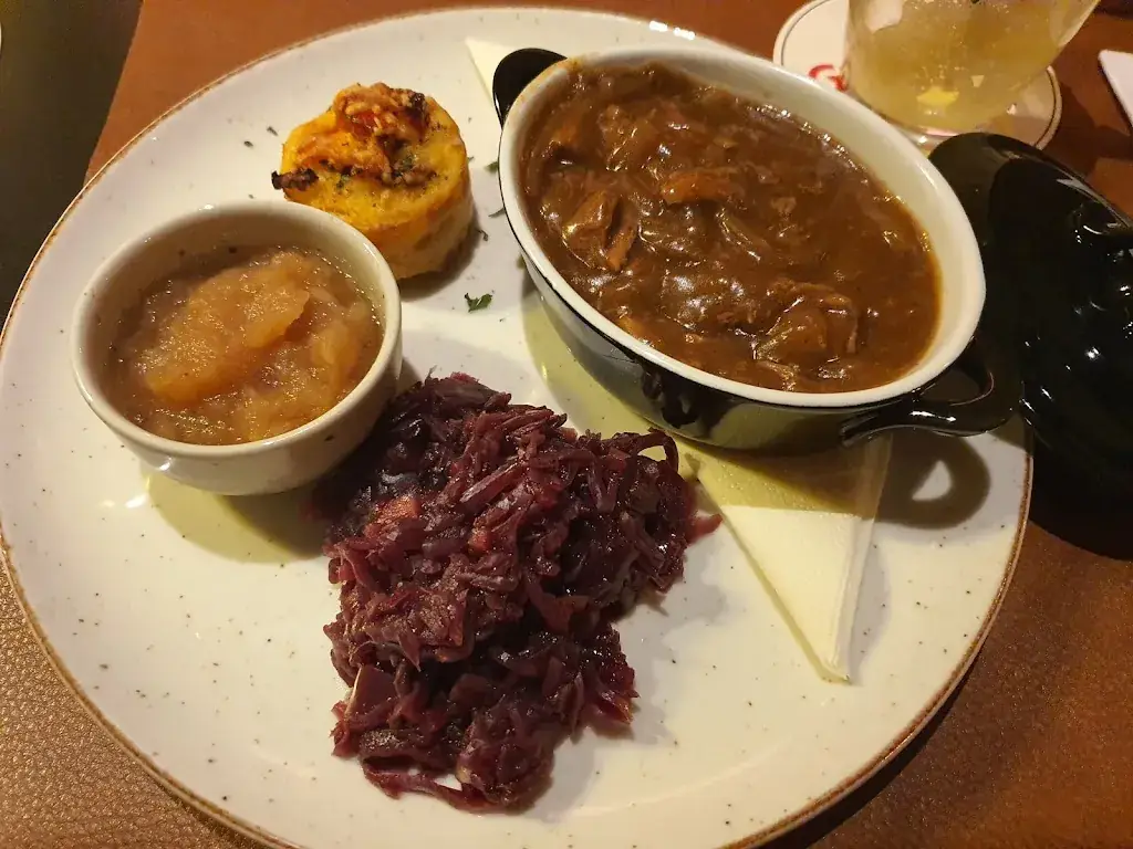 Rafieh Mosaheb_De Bresserie_Banholt_review