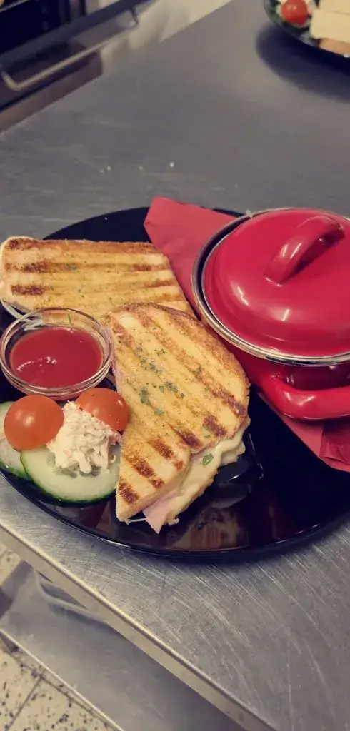 Café Der Boemeler restaurant in Banholt