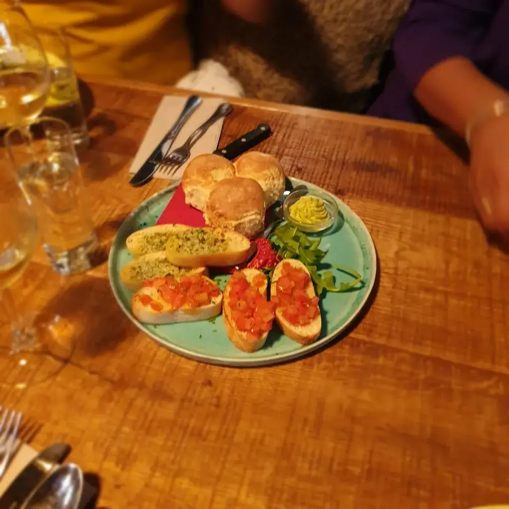 Akshay Chiddarwar_Gasterij Henry VIII_Noorbeek_review