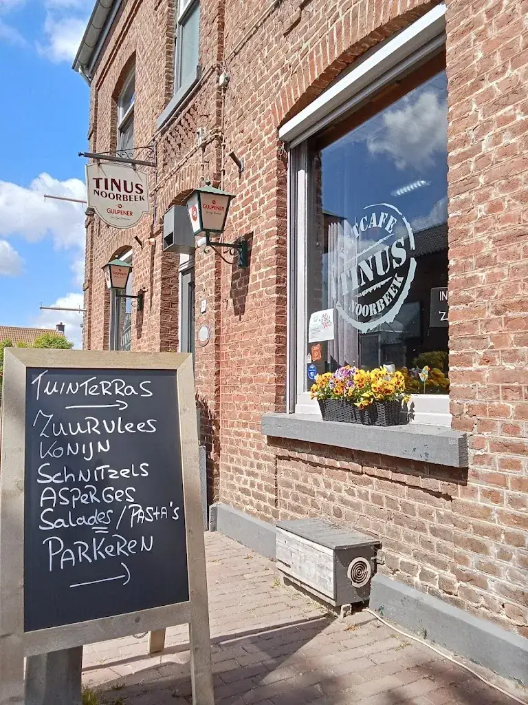 Eetcafé Tinus restaurant in Noorbeek