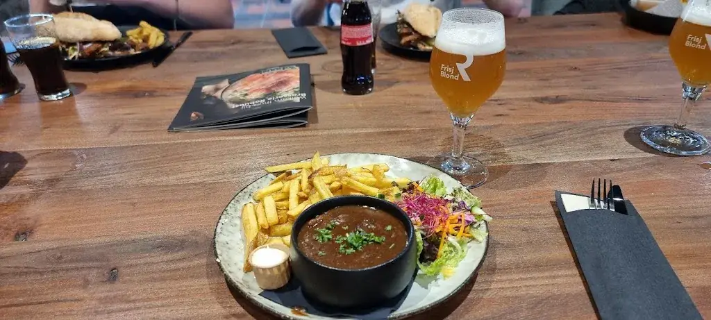 Robuust - Brasserie & Woonwinkel_Margraten_slider_image_3