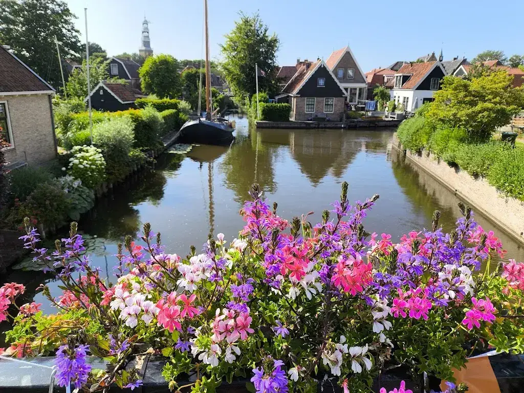 Hotel de Stadsboerderij_Hindeloopen_slider_image_3