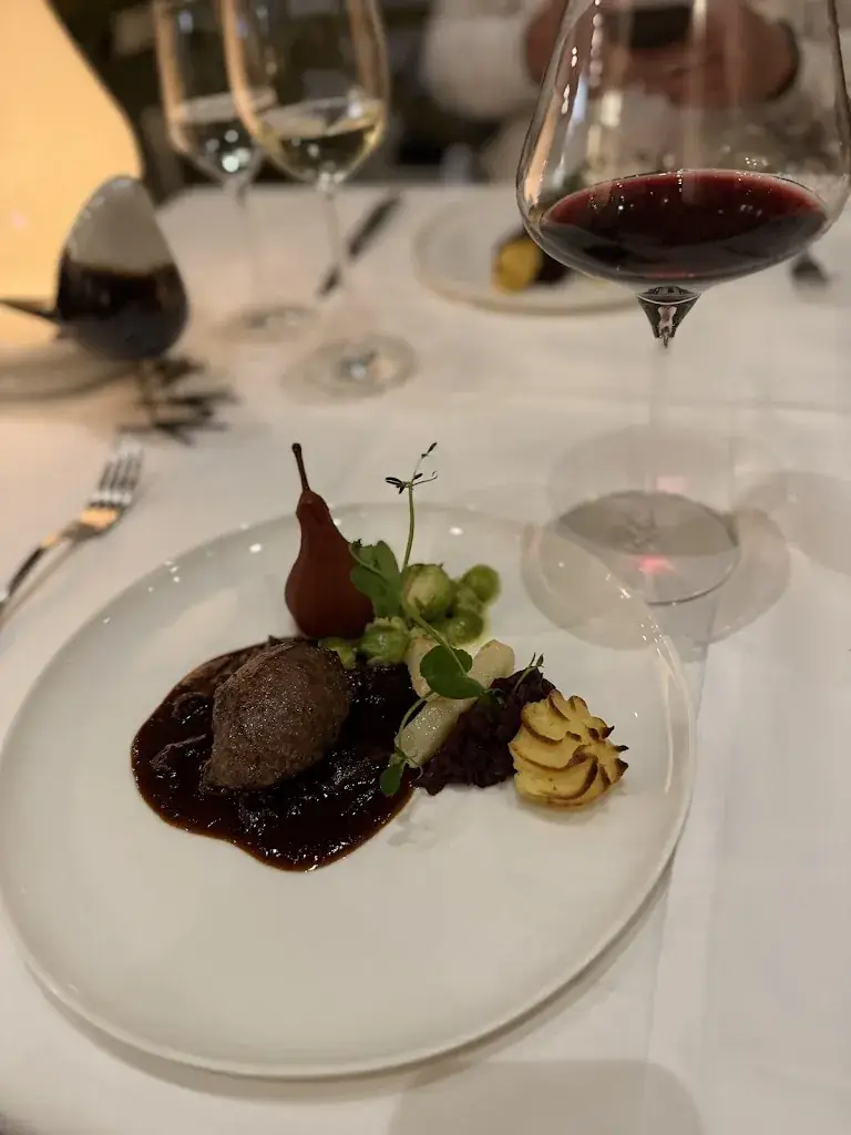 Restaurant Pakhoes_Maastricht_slider_image_3