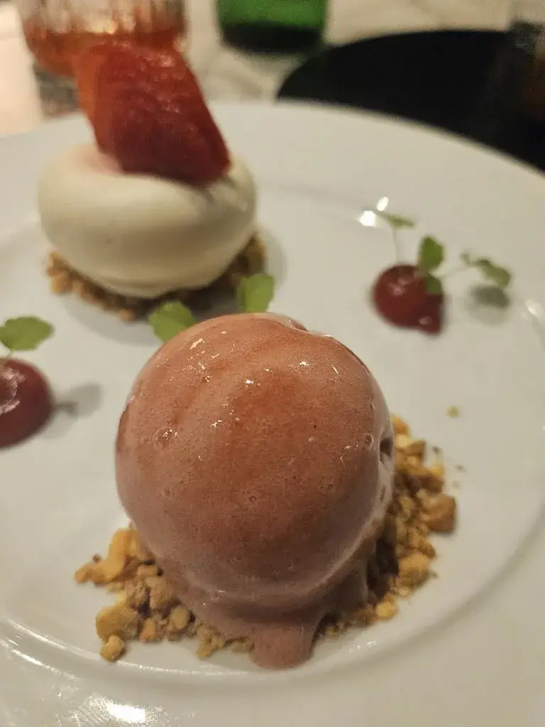 Alexander Schwenger_Brandsøn_Maastricht_reseña