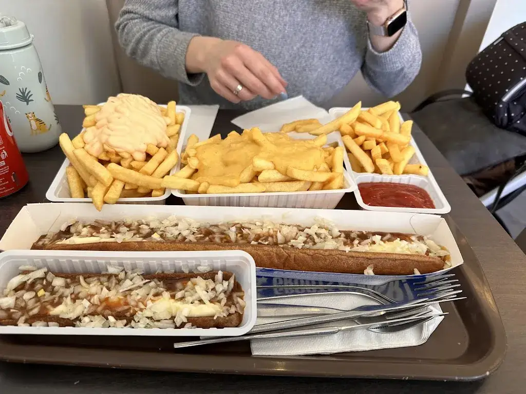 Markus K._Cafetaria aan de Mert_Maasbracht_avis